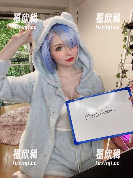 Peach milky Peach milky吊带的美,原图让人跟着心跳,更新更新再更新!